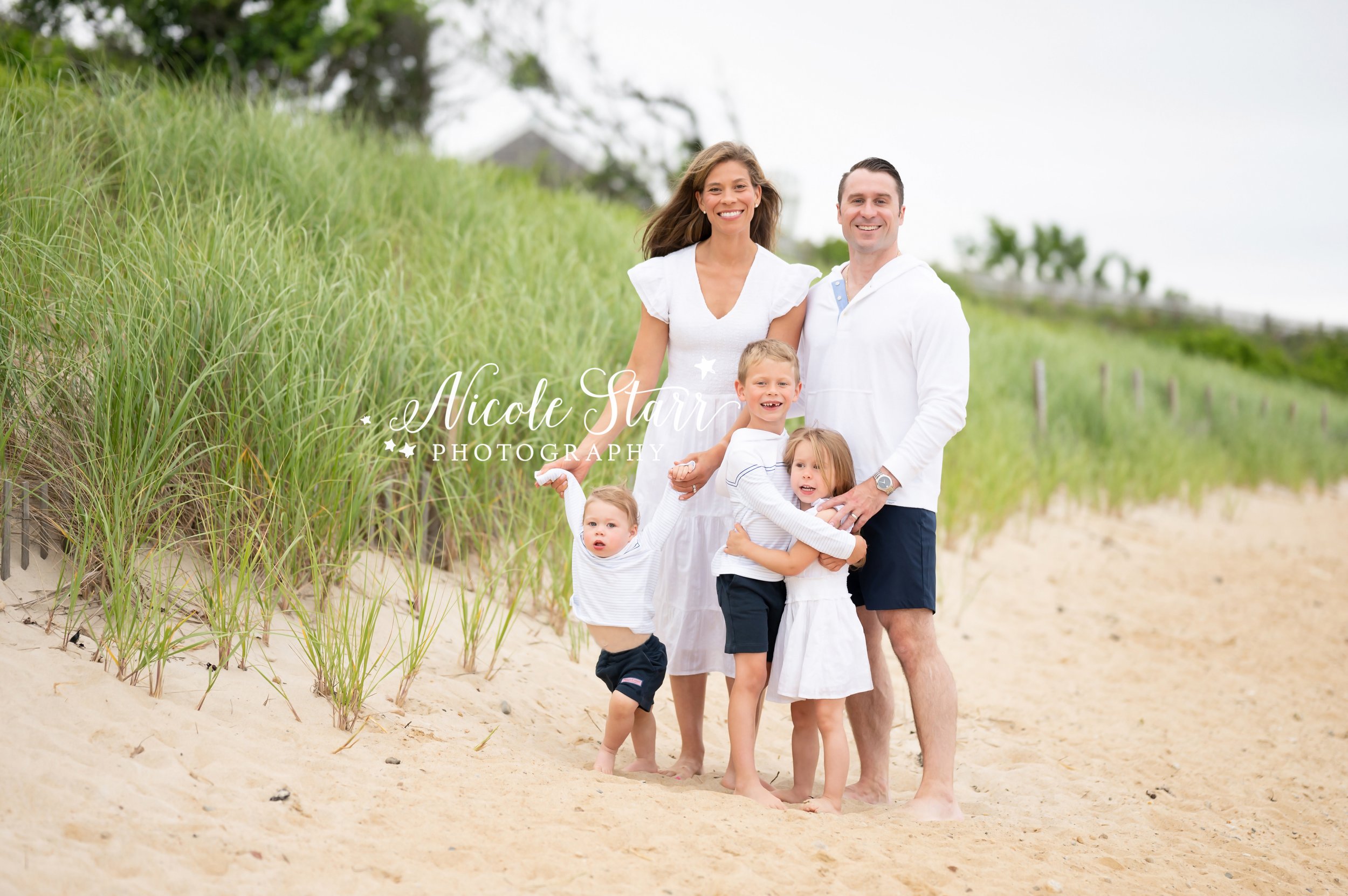 Family poses - Beach Shutters Photography