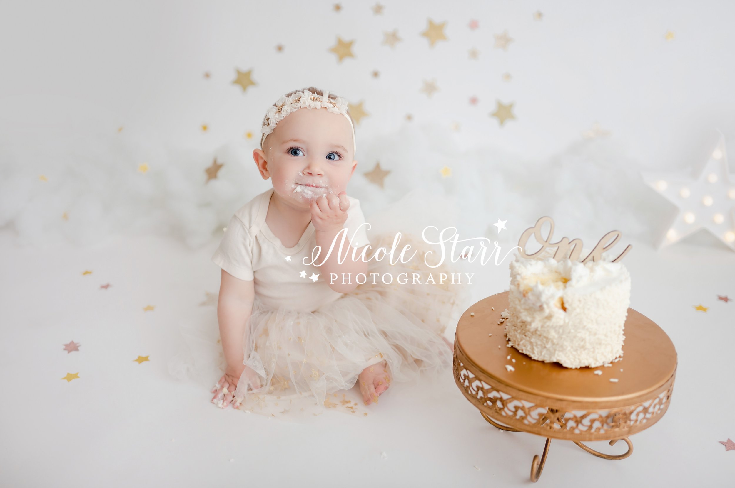 Book An Unforgettable Cake Smash Photography Session