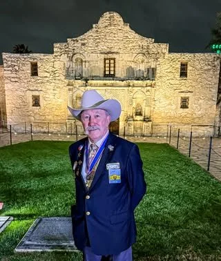 dawn at alamo-2.jpg