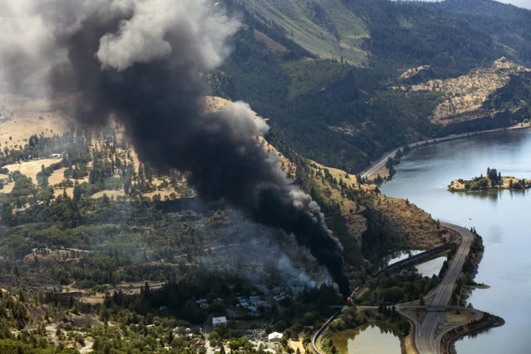 Mosier Derailment. (Credit: Columbia Riverkeeper )