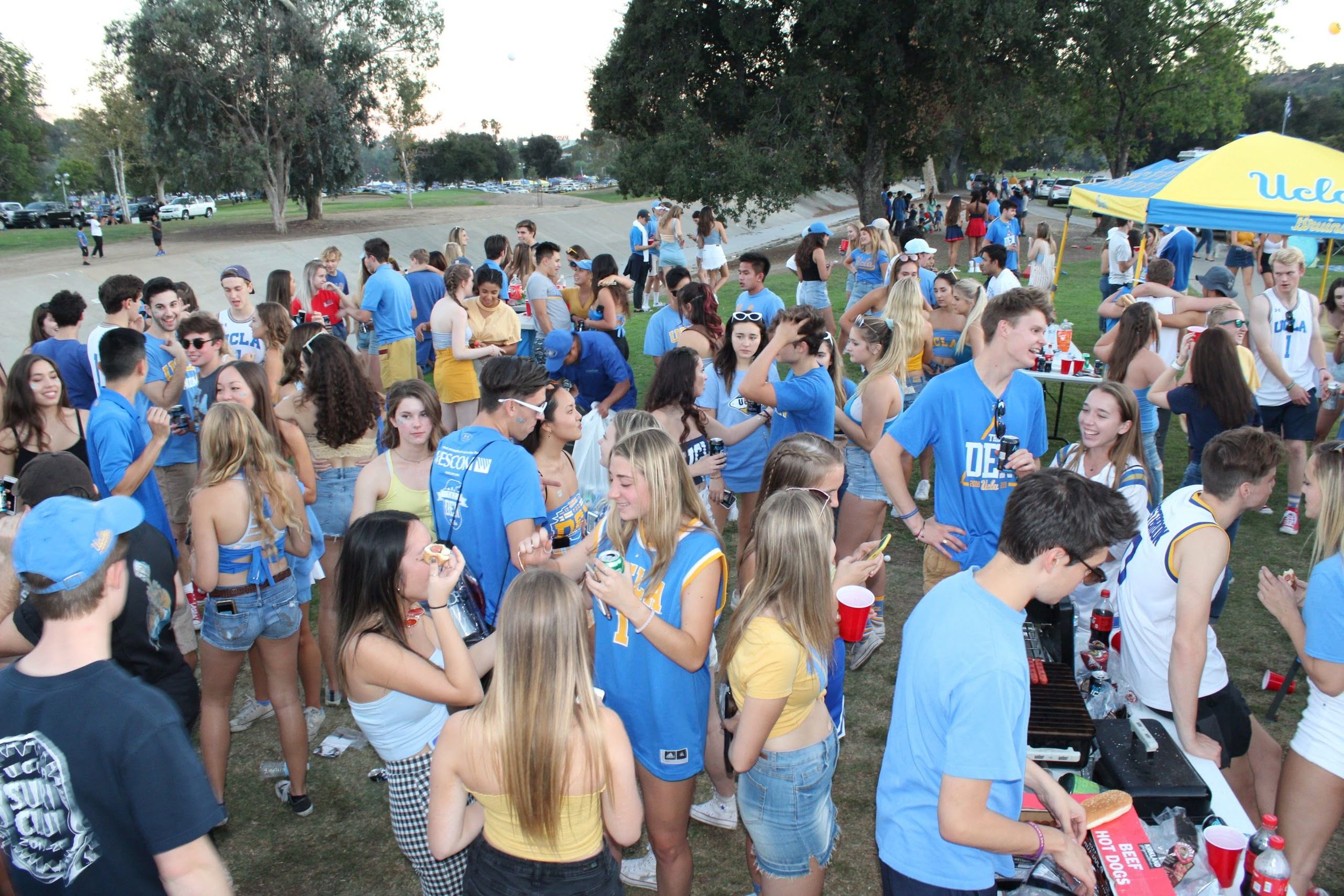 Tailgate with Chi Omega