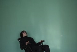 The Scenes : New single / video,