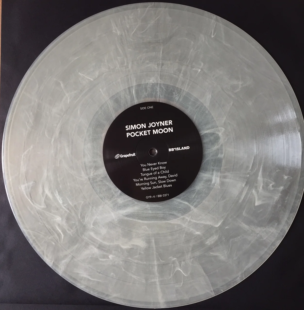 SimonJoyner_PocketMoon_translucent-marble-moon_Vinyl_limited
