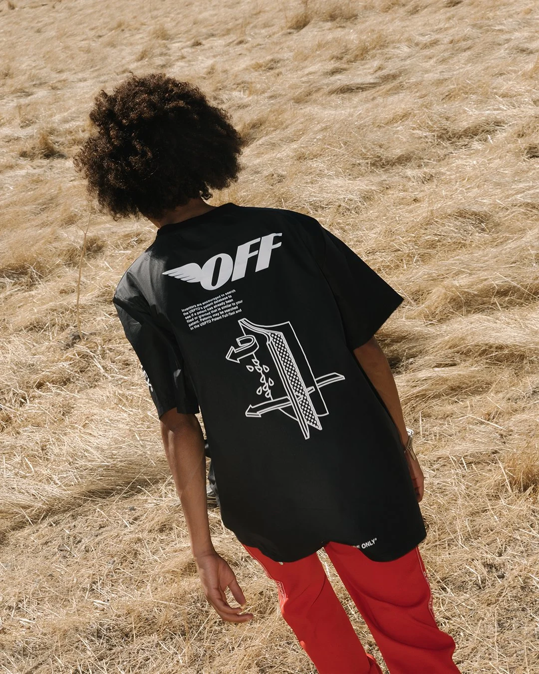 OFF WHITE EDITORIAL 1080X1350-3.jpg
