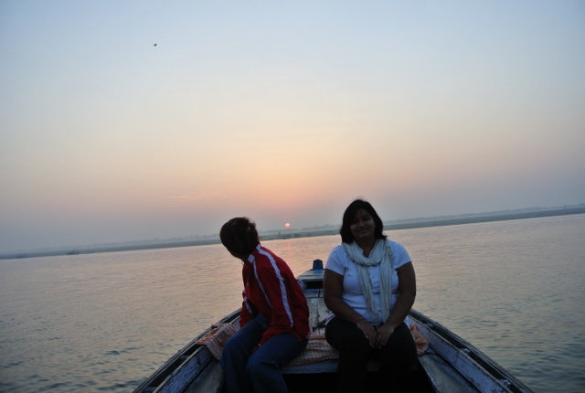 sunrise boat trip (640x430).jpg