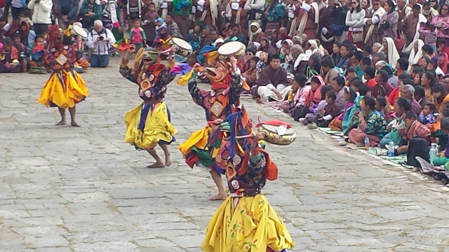 Paro Tshechu Festival (40) (640x360).jpg