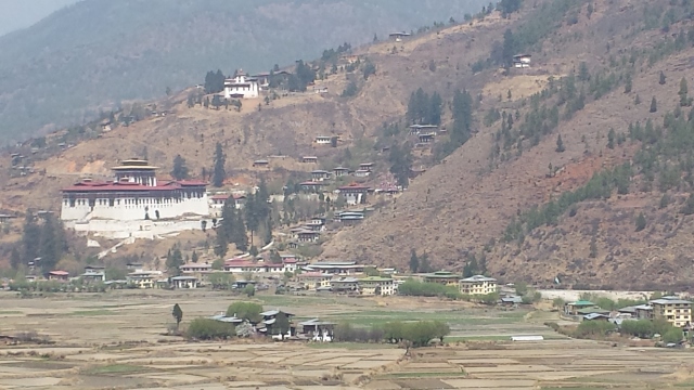 Bhutan Int'l Airport (5) (640x360).jpg