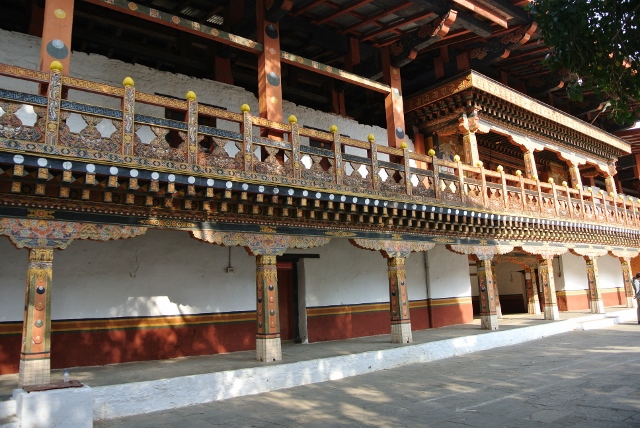 Punakha Dzong (20) (640x428).jpg