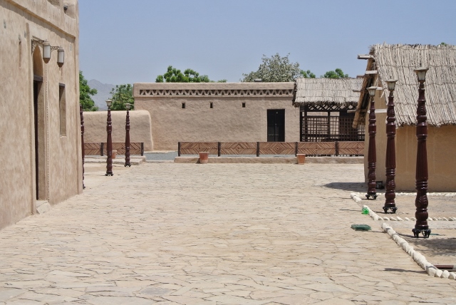 Fujairah Fort (1) (640x428).jpg