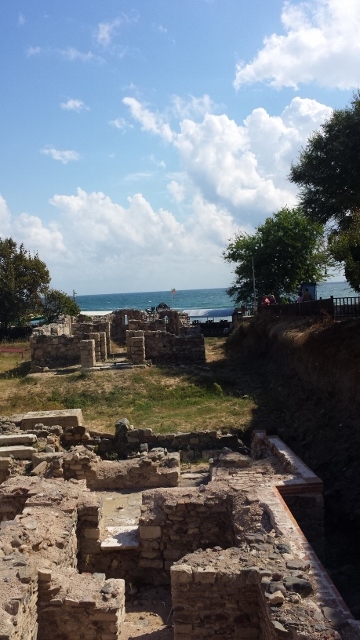 roman ruins (360x640).jpg