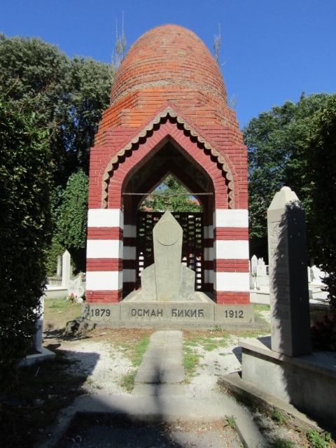 Cemetary (2) (480x640).jpg