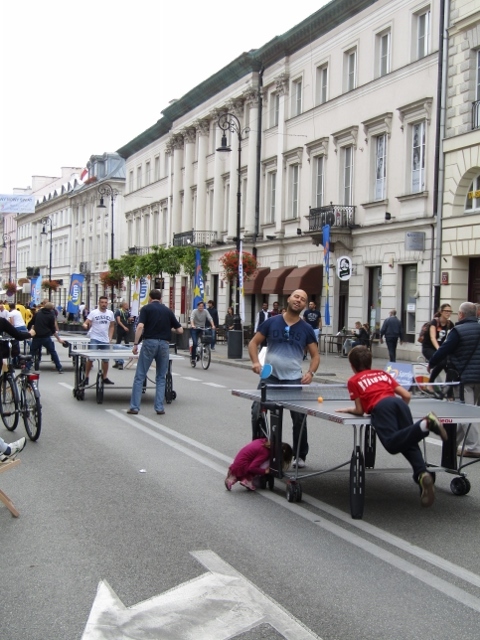 Ping Pong on the street (480x640).jpg