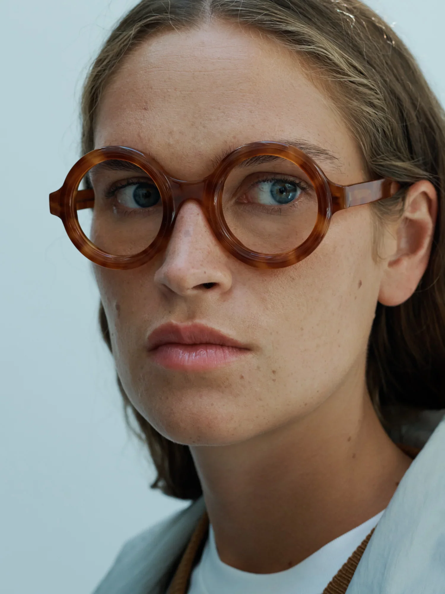 CAMPAGNE_AUDE_HEROUARD_OPTIQUE_saison_23-24_WEB_10.webp
