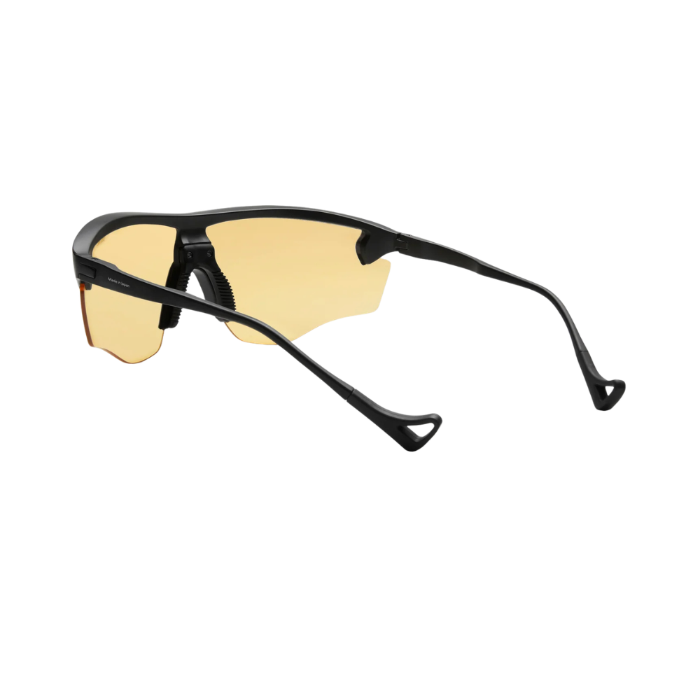 JUNYA BLACK YELLOW 2.png