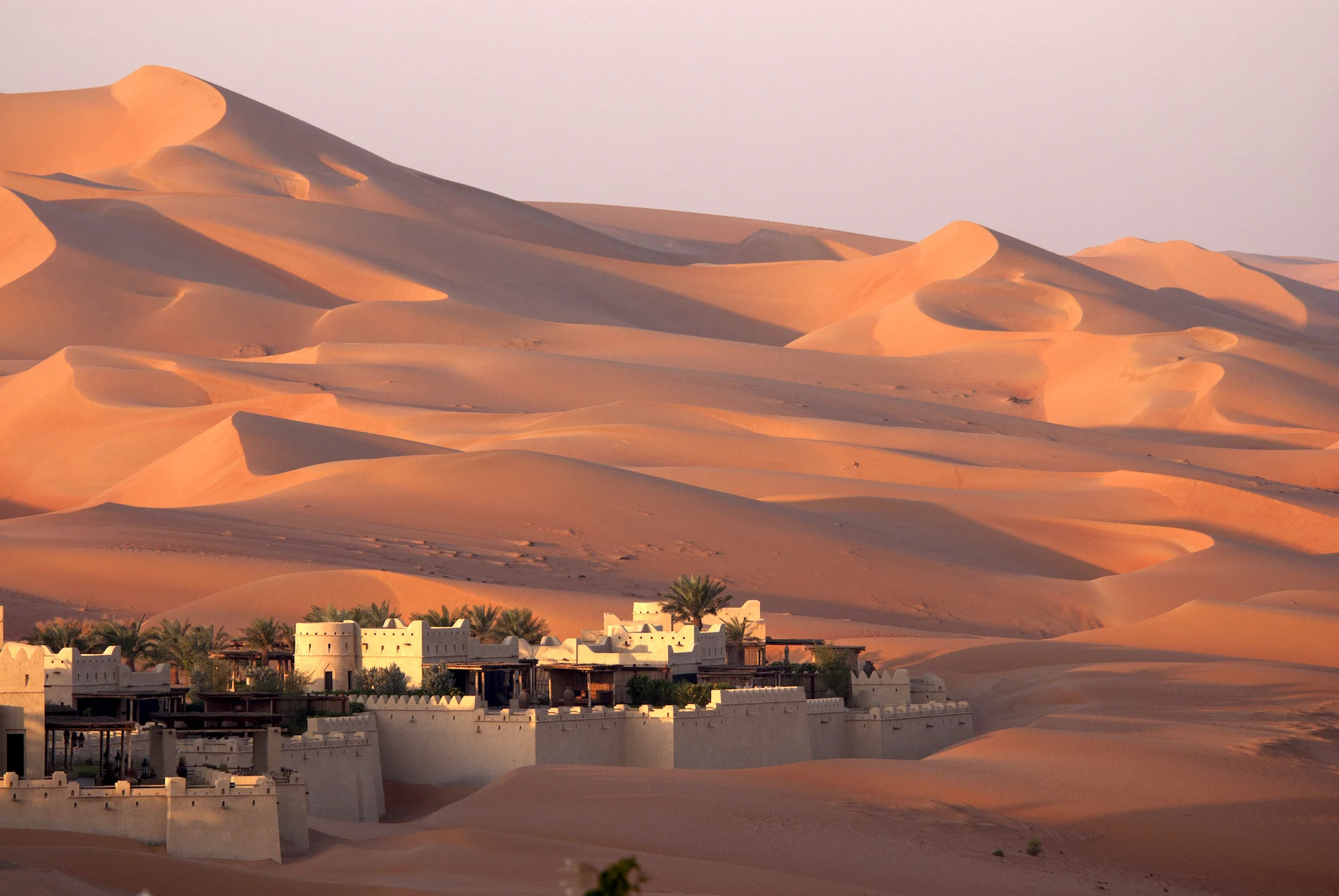 A GARDEN OASIS IN THE DESERT
