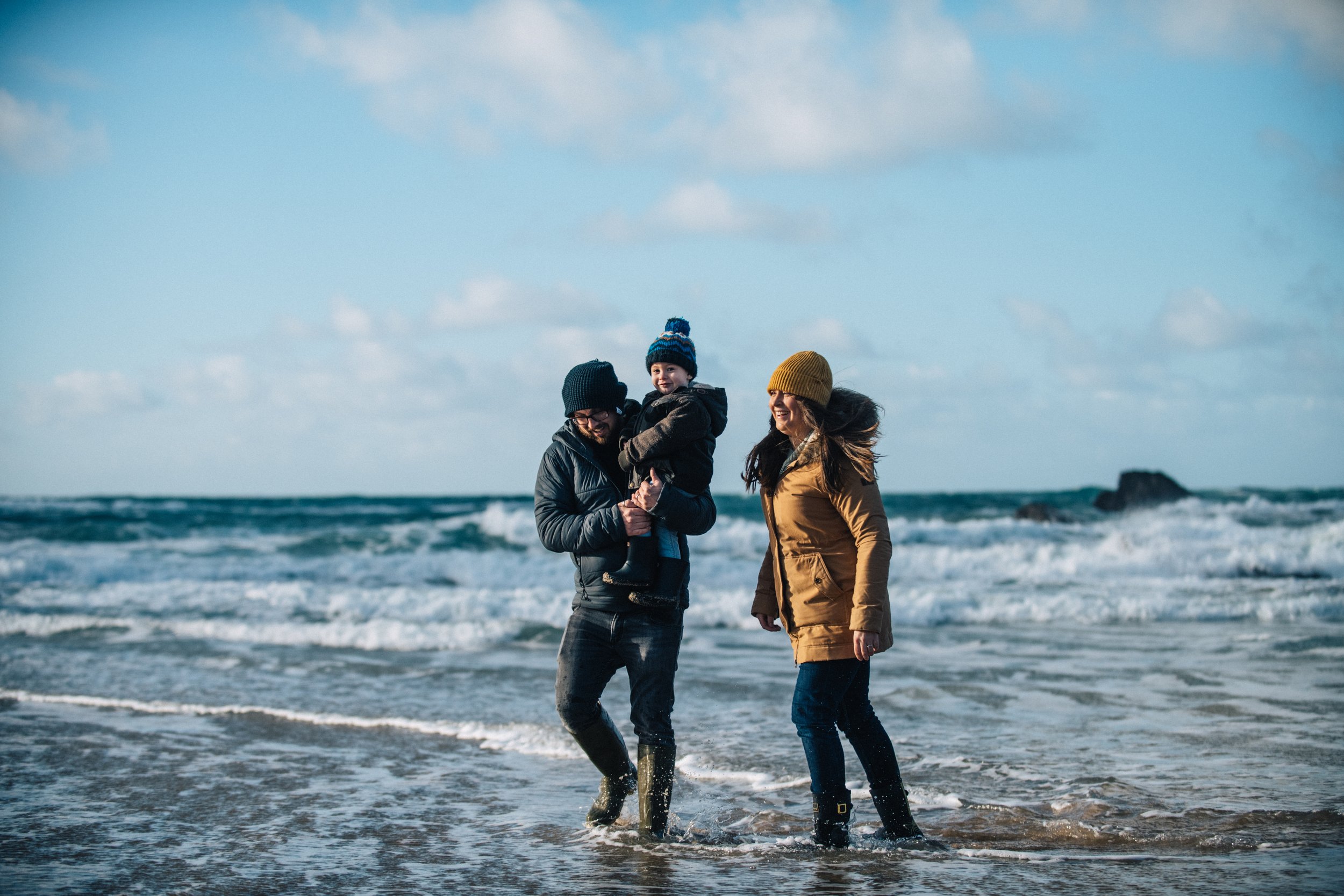 cornwall-family-photographer-beach-2.jpg