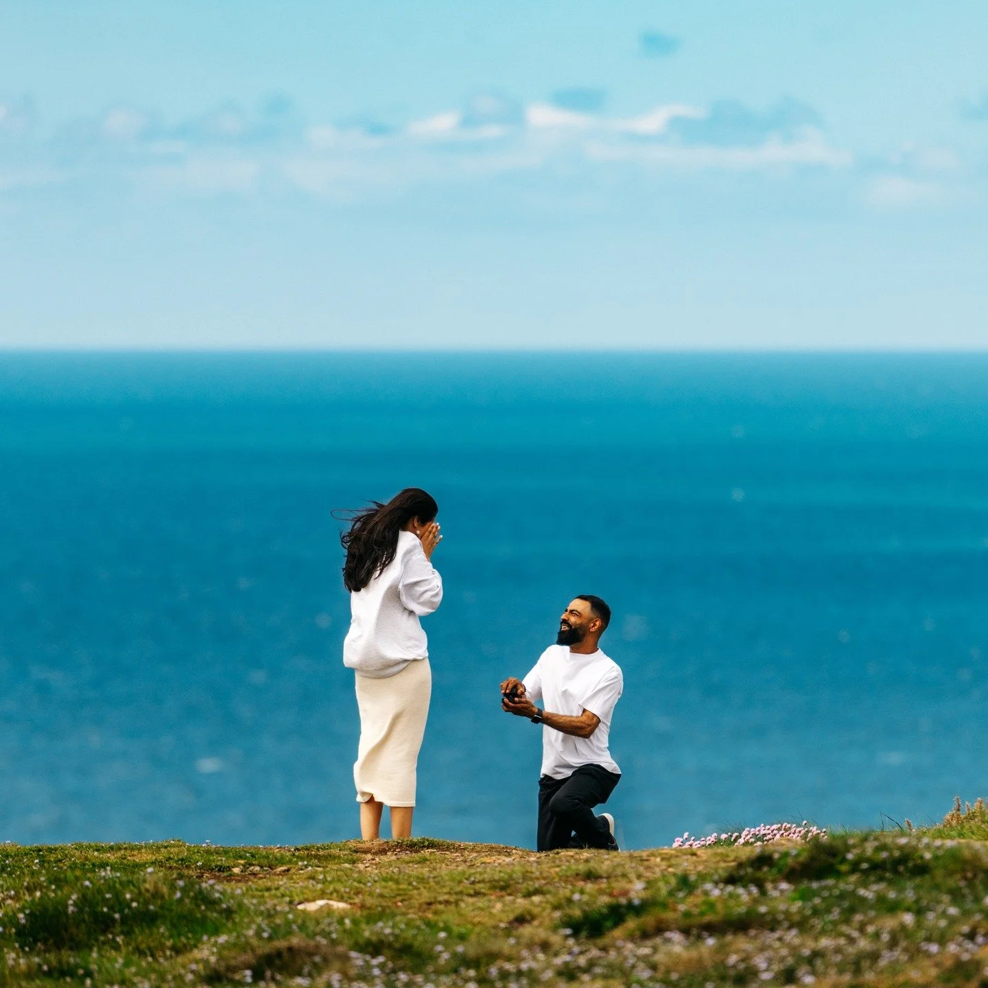 Surprise engagement proposal captured today at St Agnes Head 💍 📷 #cornwallengagement #cornwallengagementphotographer #engagementproposal #engagementring