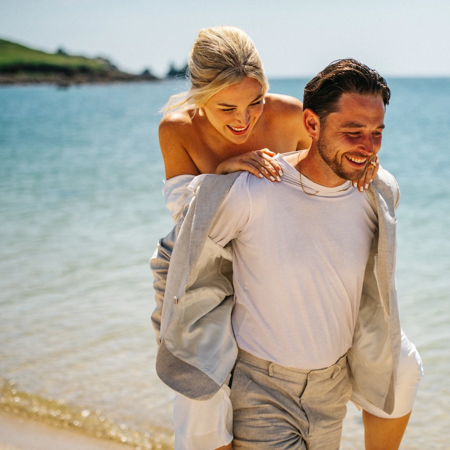 10 from a beautiful elopement on the Isles of Scilly🏝️📷 #islesofscilly #destinationweddingphotographer #cornwallweddingphotographer