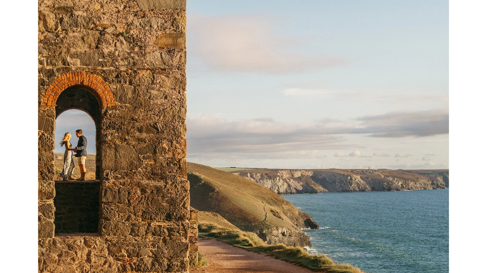 5 from a beautiful golden hour at Wheal Coates, St Agnes 🌅 📷
#cornwallweddingphotographer #cornwallweddingphotography