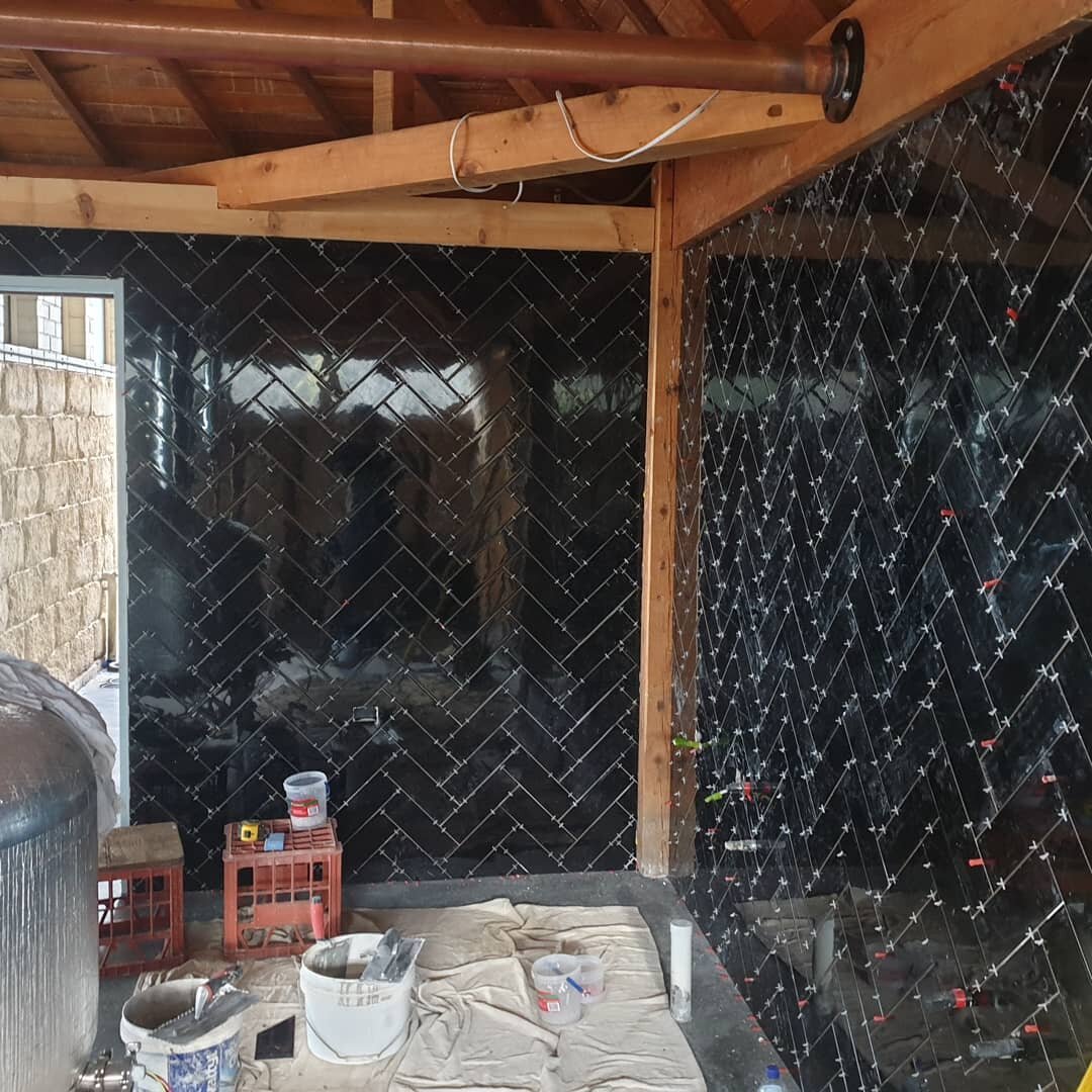 Commercial kitchen laid in a black gloss subway herringbone style.

#subwaytilebacksplash #kitchendesign #blackglosswalltile #swbusiness #herringbonetile #dunsborough #yallingup #winery #cape2cape #subwaytile