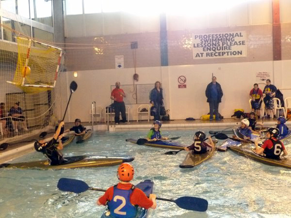 Pool canoeing at Glaciere Maritime Academy