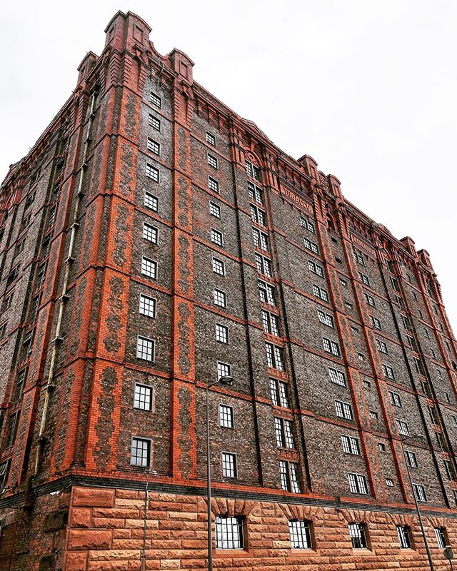 With a floor area of over 1.5 million sq.ft. Tobacco Warehouse is the largest heritage to residential conversion in UK history. Find out more at TobaccoWarehouse.co.uk #worldsbiggestbrickwarehouse #liverpool #luxuryapartments #loftstyleliving #tobacc