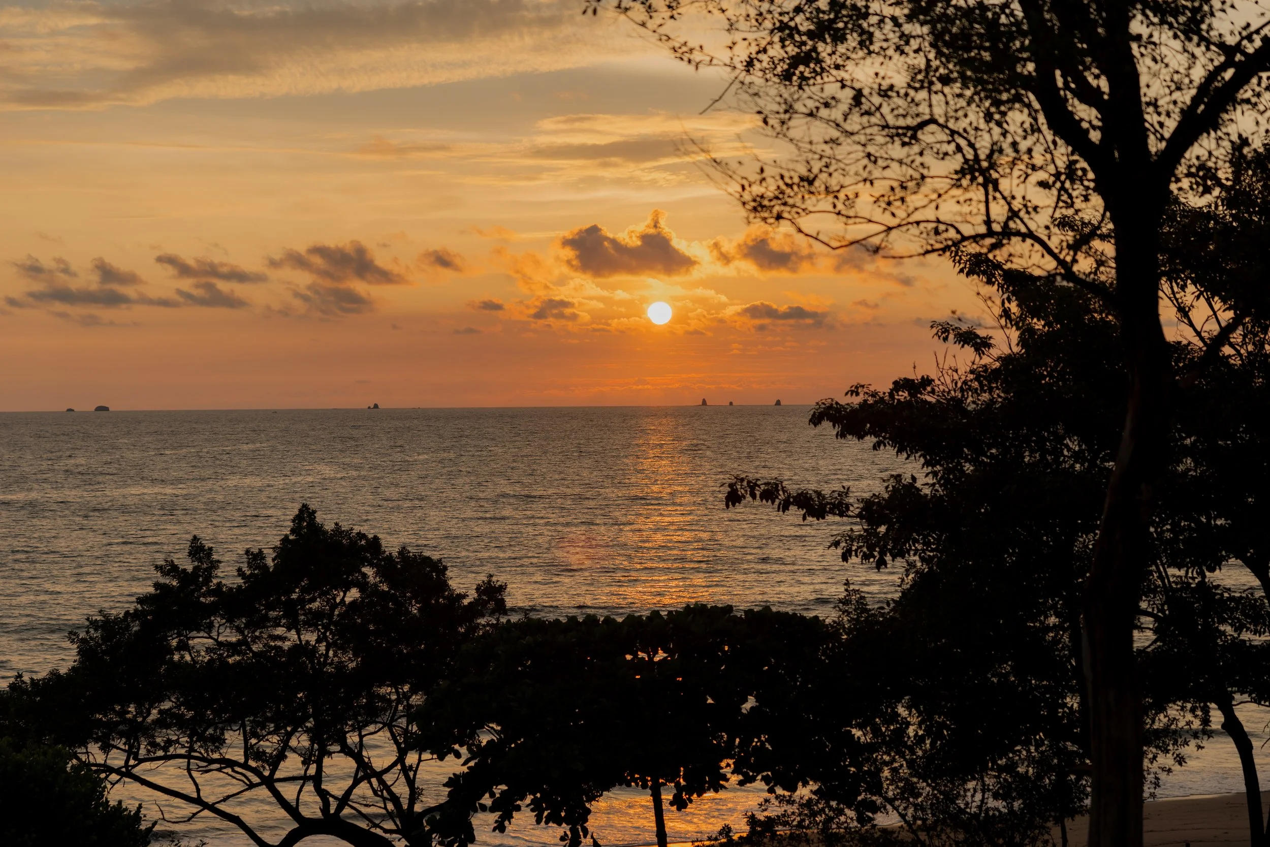 Sugar Beach Sunset 4.jpg