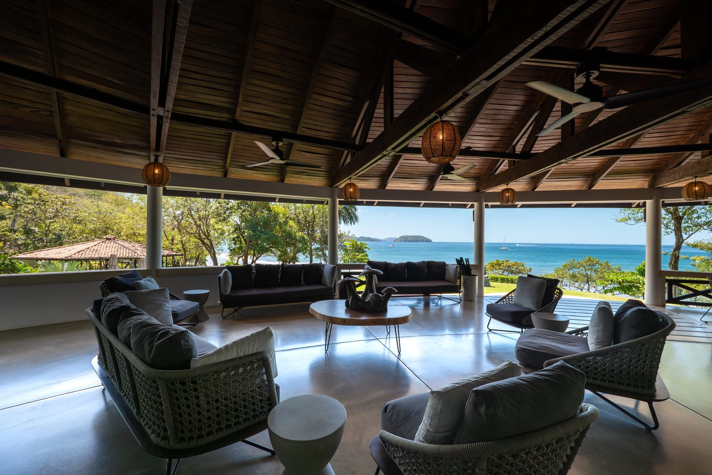 Dining Hall Lounge.jpg