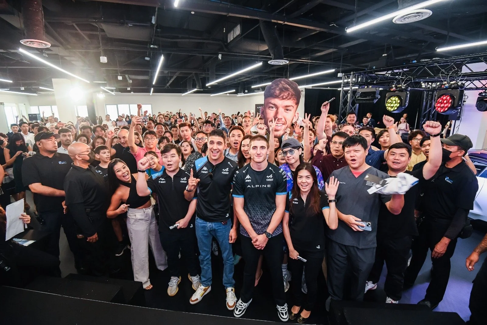 BWT and Alpine Unleash an Unforgettable Meet and Greet Experience with Alpine F1 Drivers in Singapore!