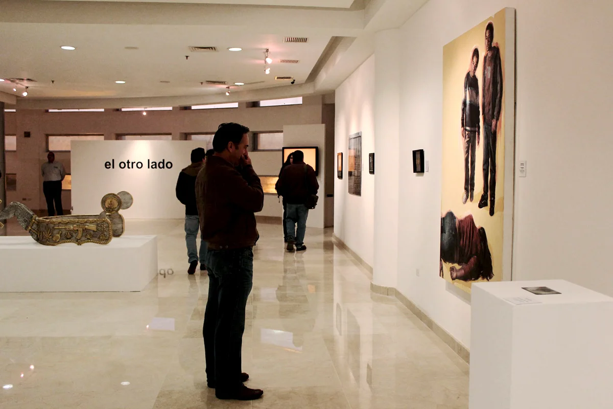 JaurezMuseumShow.JPG