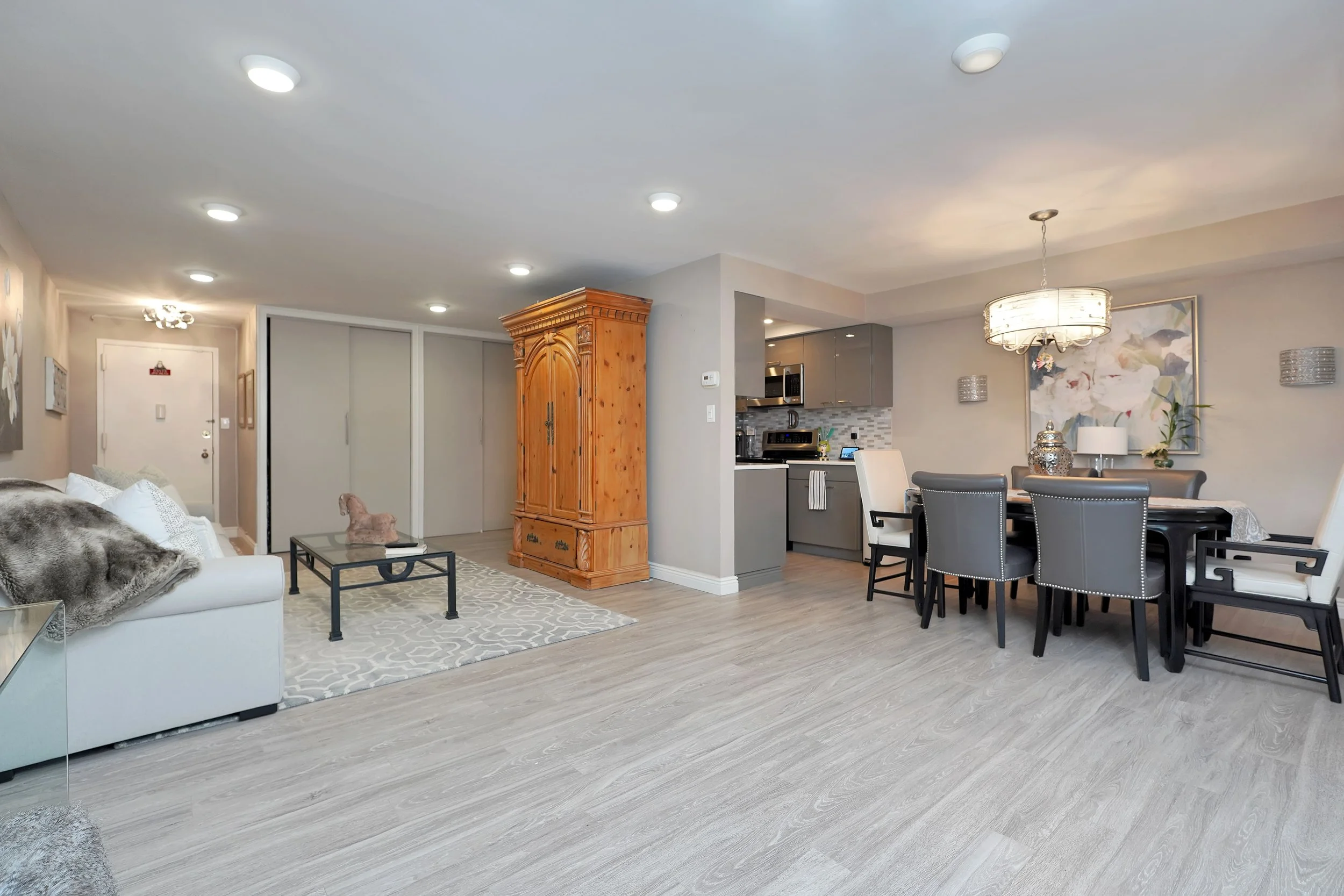 5 Windham loop dining.jpeg