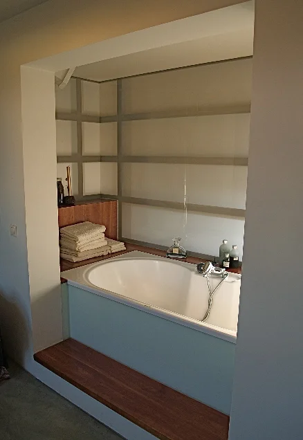 Bath.jpg
