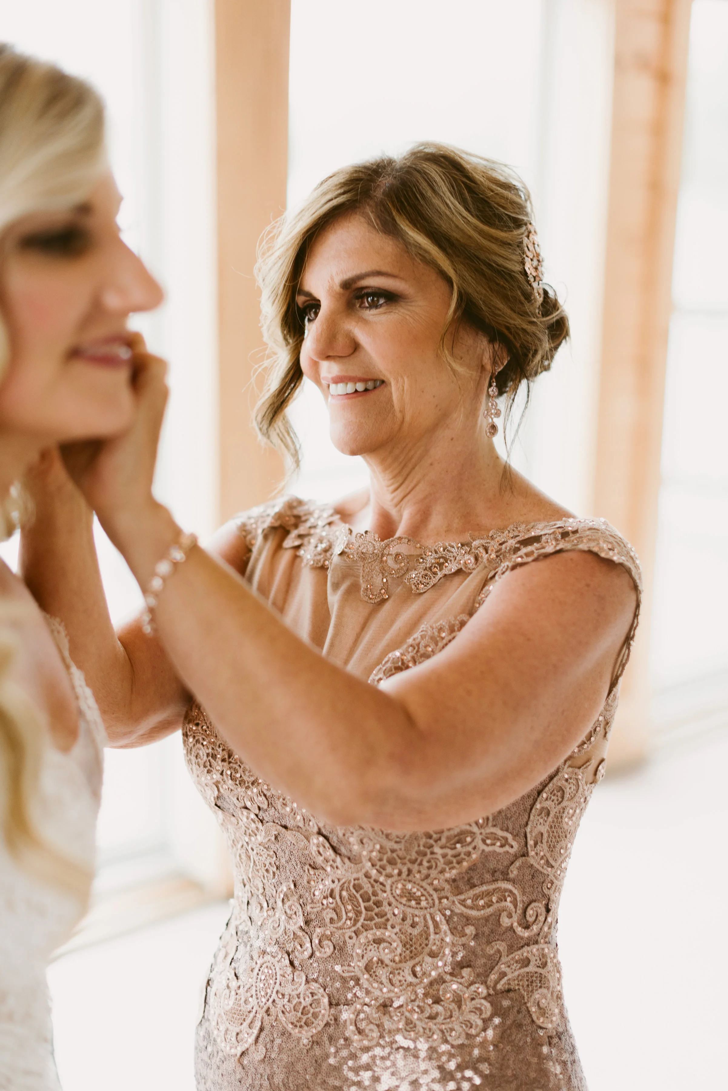 makeup by leah Francesca / hair by Chelsea goodier / photography Mountainaire gatherings / MOB