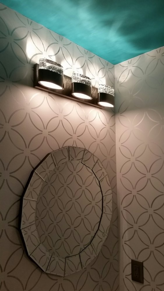 Bathroom close up-min.jpg