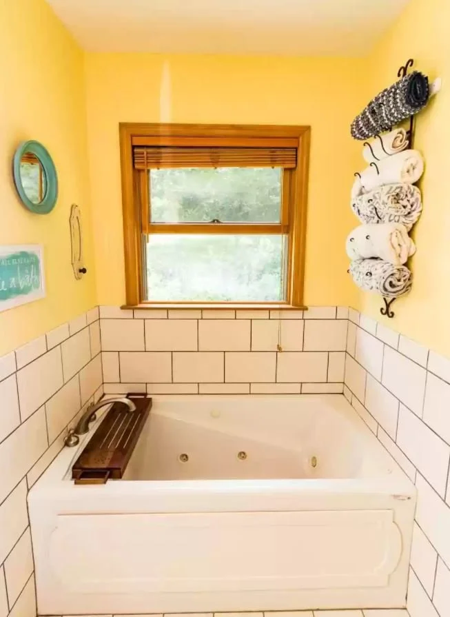 Bathtub.JPG