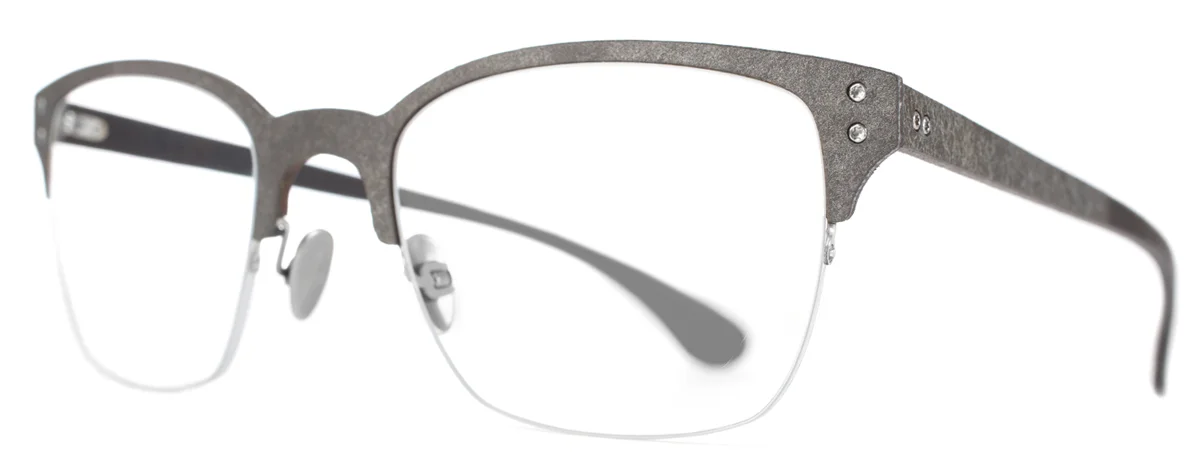 LDS_SITE_Shop_StratusNylor18 col01.jpg