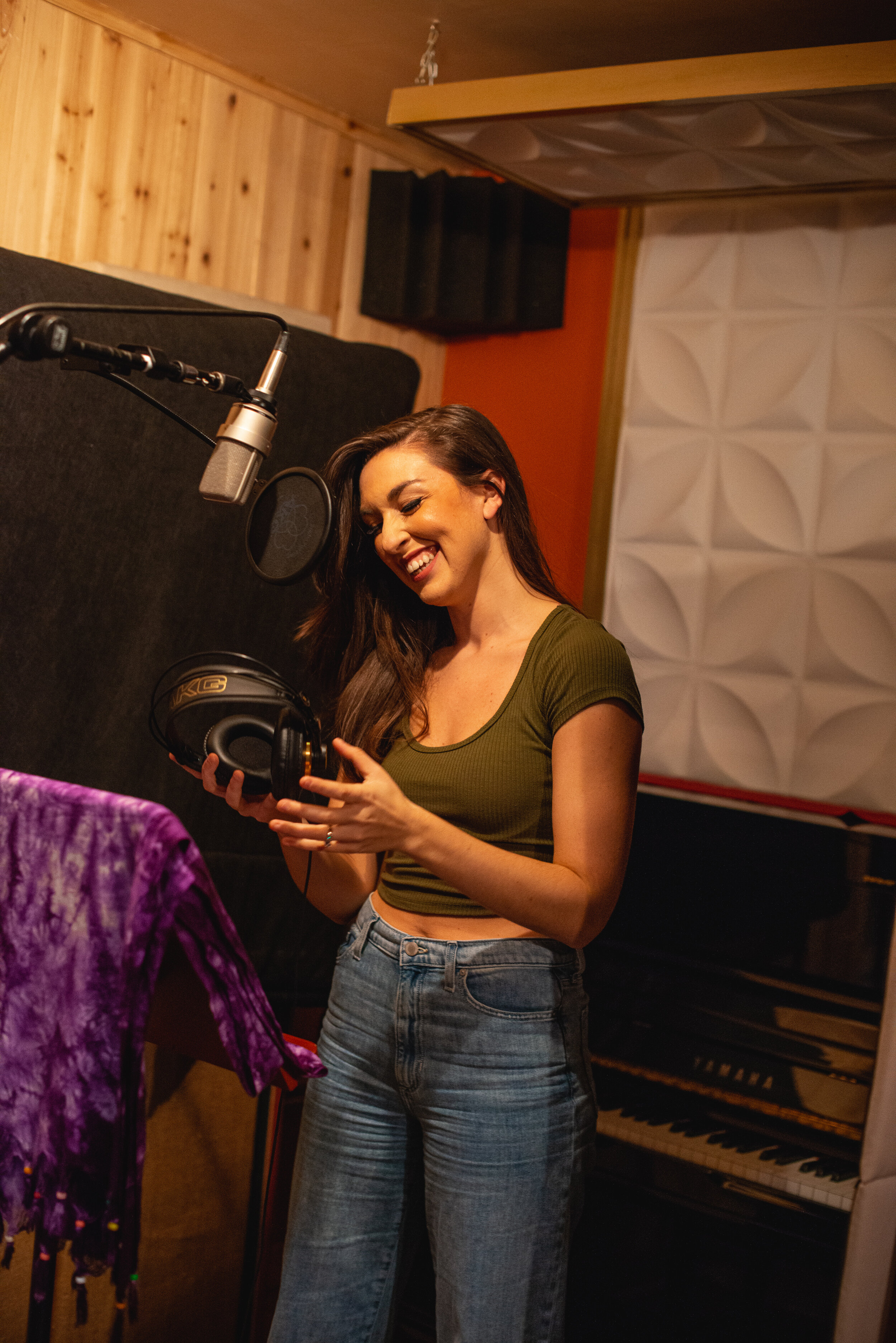 Brianna Barnes - Nov 2020 Recording Session - Color-17.JPG