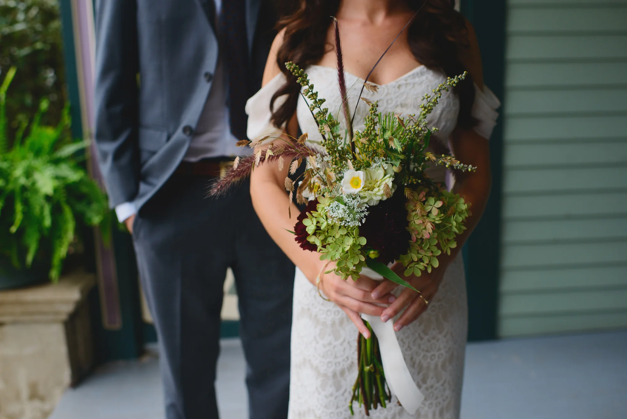 TaraHolt_Wedding_FAVES_046.jpg