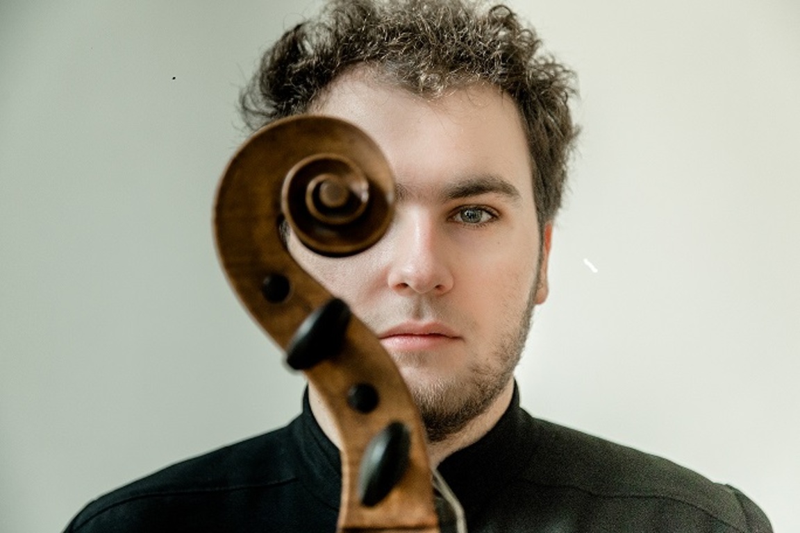 Sebastian BERTONCELJ, violončelo