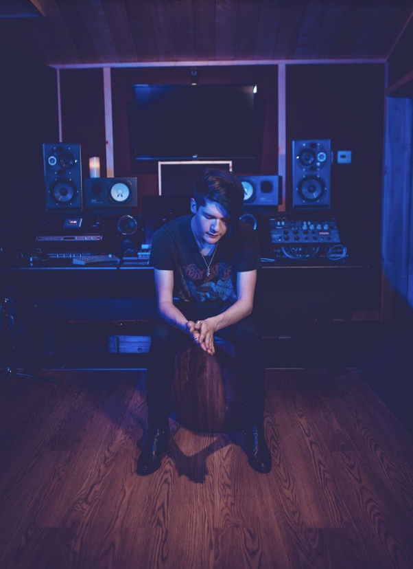 Johnnie Mikel Talks New Single "Come With Me" with Musical Notes Global