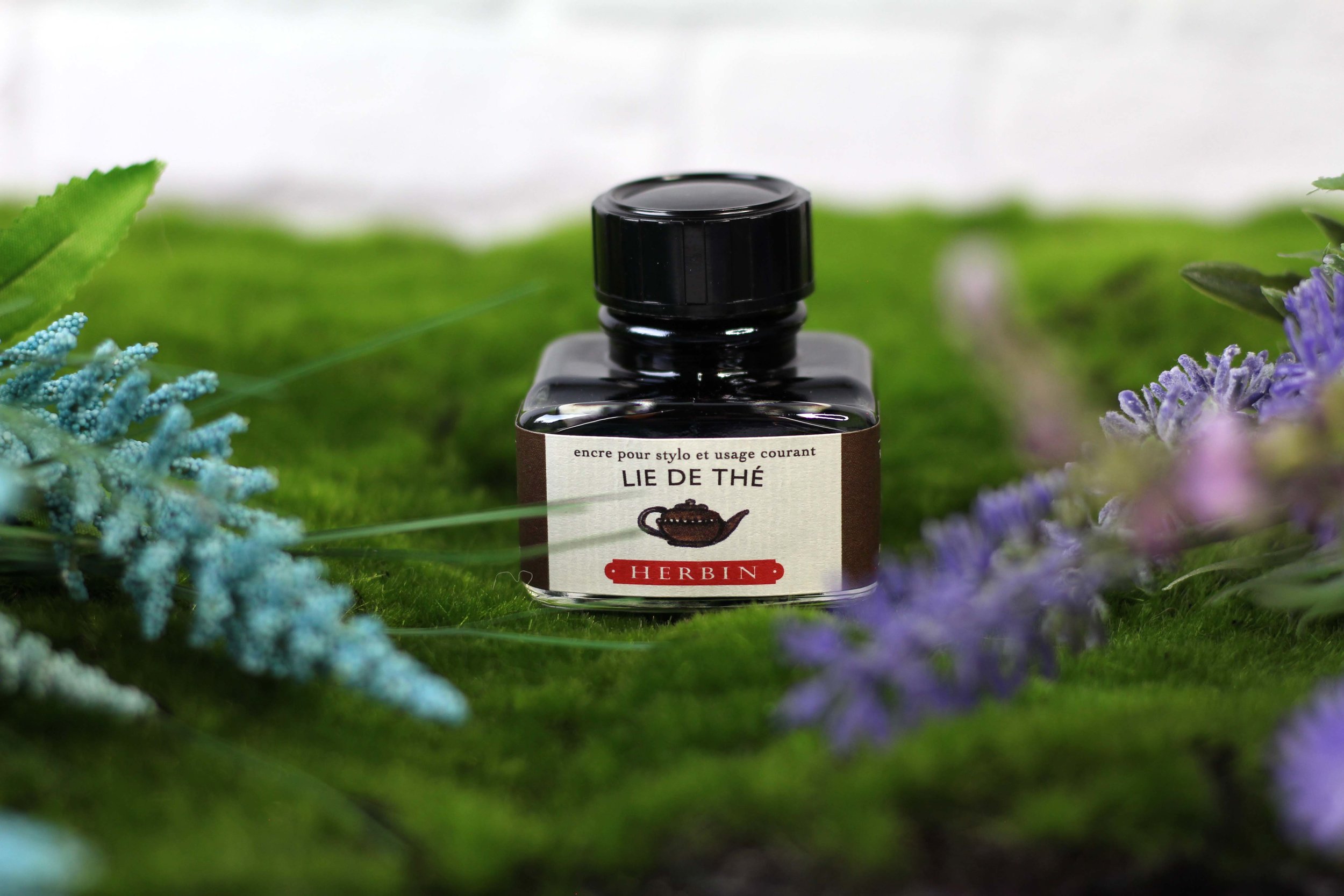 J Herbin Fountain Pen and Dip Pen Ink Bottled 30ml — The Leather Quill  Shoppe
