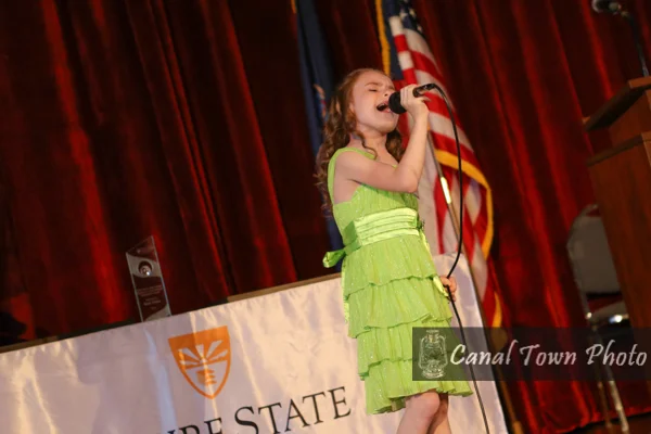brianna_collichio_singer_cystic_fibrosis3.jpg