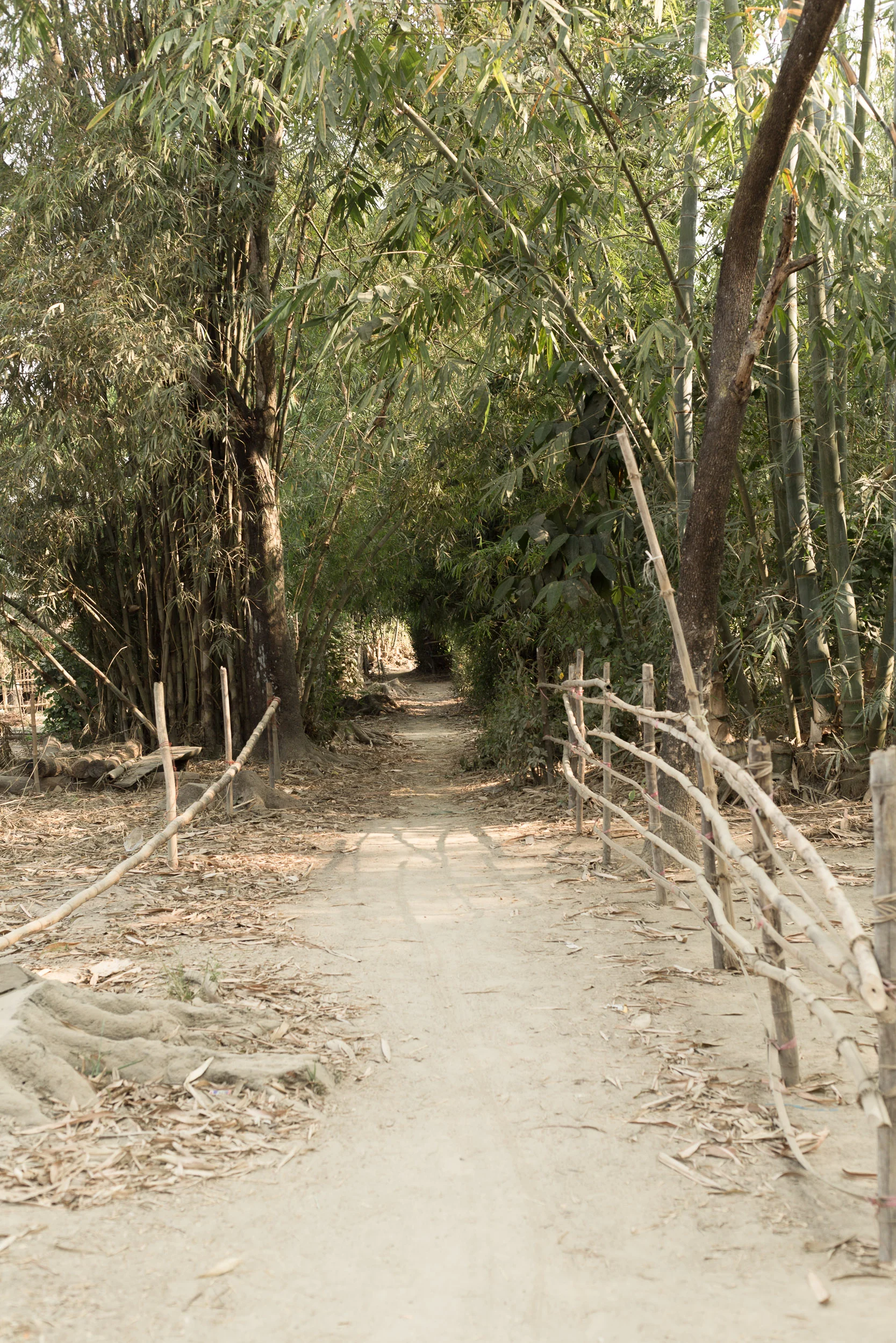 myanmar_by_water_21.jpg