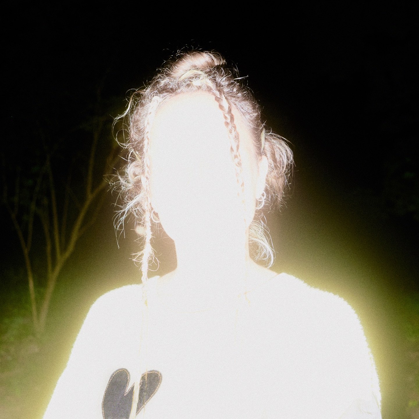 Releasing &laquo;Kurt Vibe&raquo; out into the world today and thrilled to announce my second album &laquo;Pleasure and Focus&raquo; for october 2025! 

&laquo;Kurt Vibe&raquo; is the first song out of the Porto Session and speaks about tuning into y