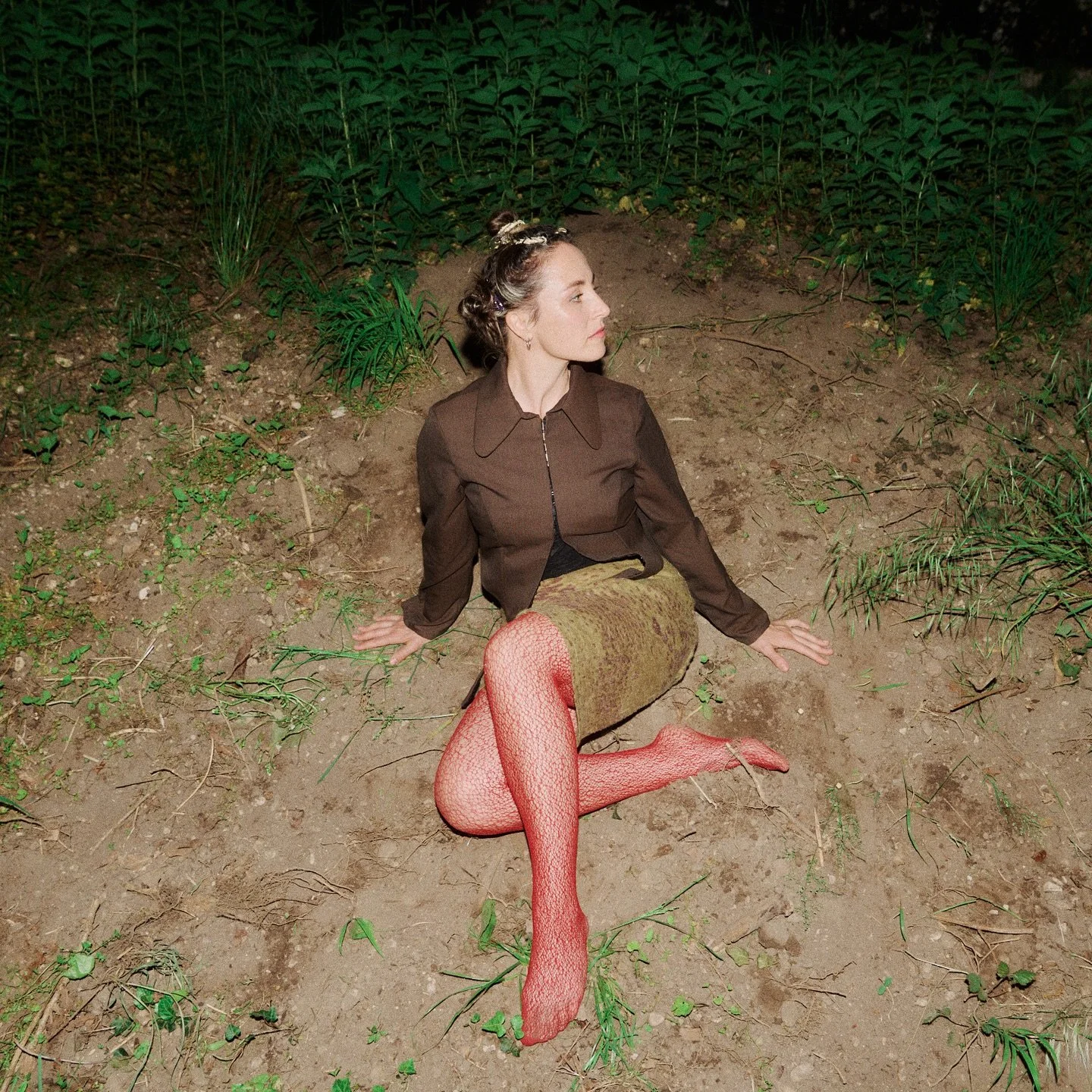 𝑺𝒂𝒊𝒍 is out today🌊

I wrote 𝑺𝒂𝒊𝒍 late one night, playing guitar almost in a whisper so I wouldn&rsquo;t wake anyone. 2024 was coming to an end. The colours changed when we shaped the song together at my brother&rsquo;s studio early in the ne