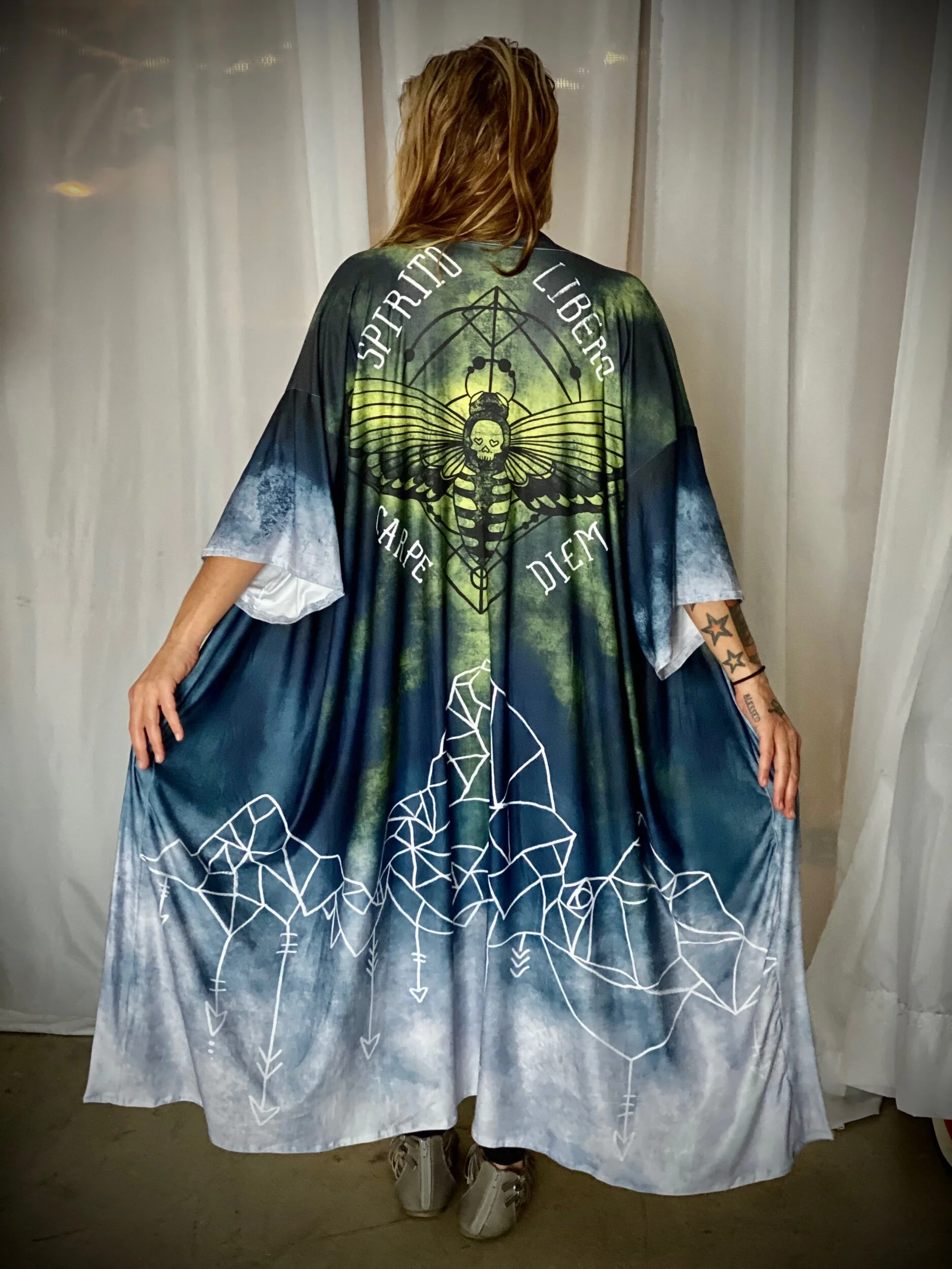 6B985FB2-FE35-457C-8A5C-64AE086125B6