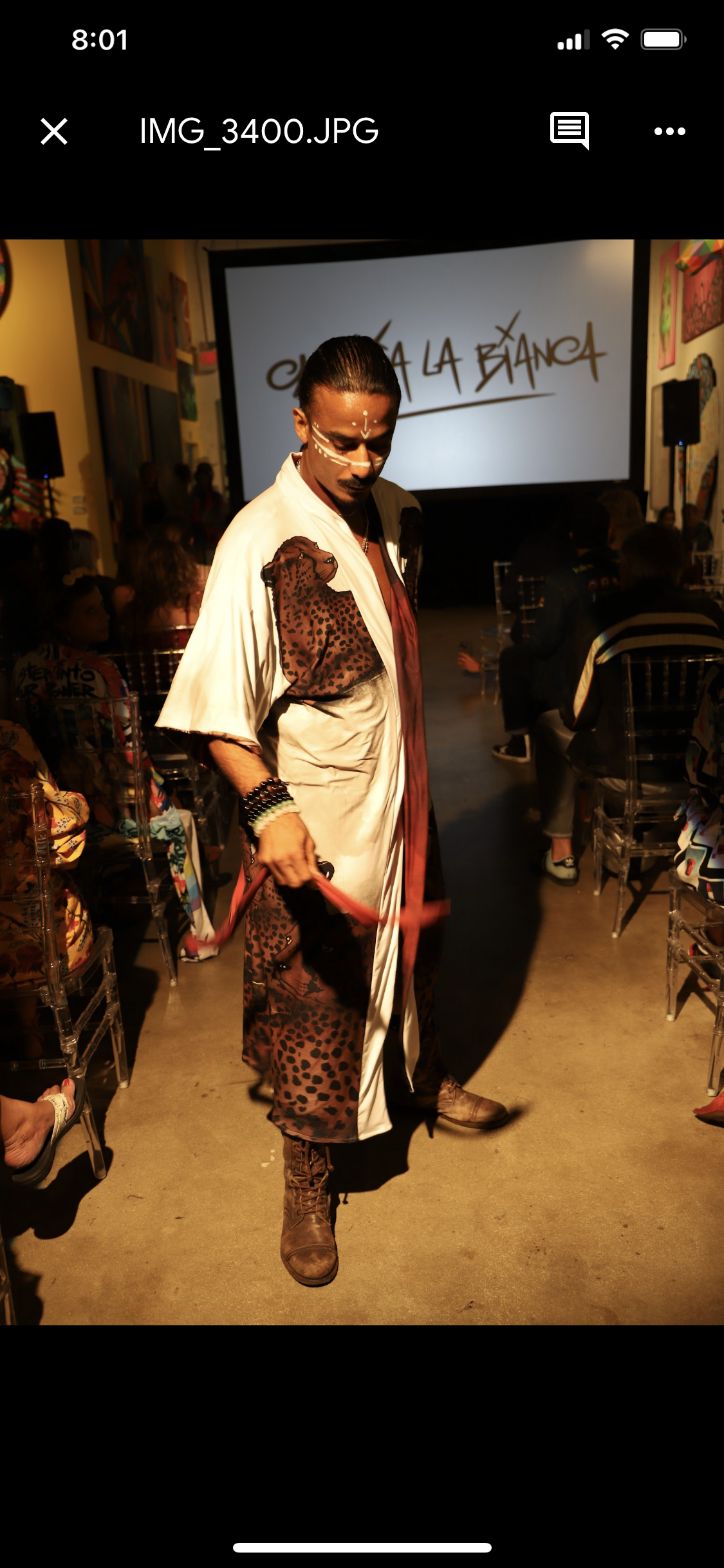 8DBAF89C-7A16-4E21-8E8A-80D00B14A2EB