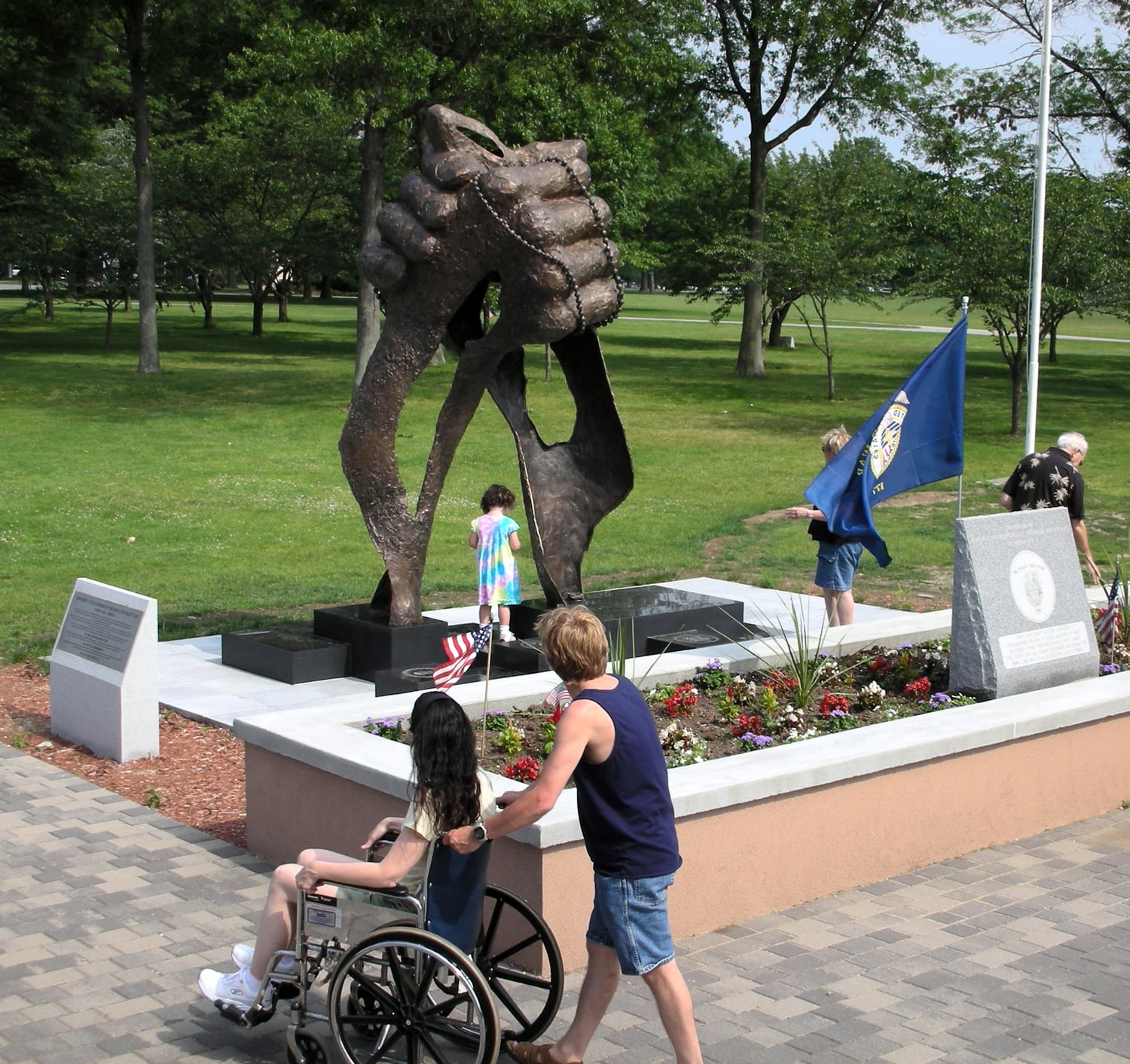 veterans memorial low res.jpeg