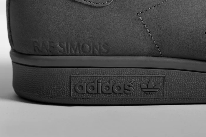 450-a-closer-look-at-the-2015-spring-summer-raf-simons-x-adidas-originals-stan-smith-collection-3.jpg
