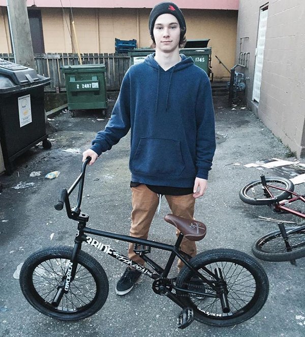 It's official now, Tristan Sweet is riding for Demolition Parts and Killemall Distro.